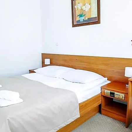 Geovita Feriested 3*